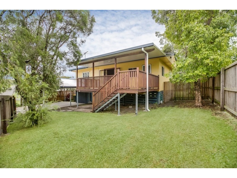 58 GANNON AVE, Manly QLD 4179