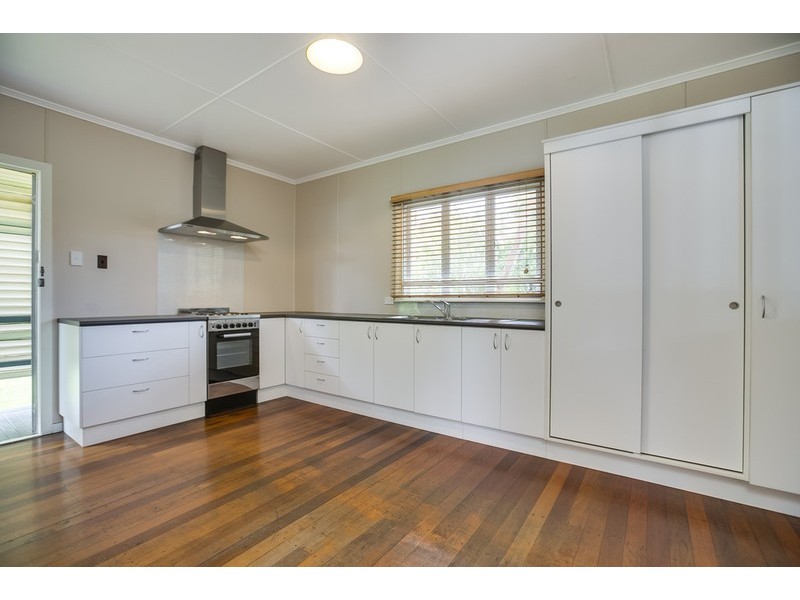 58 GANNON AVE, Manly QLD 4179