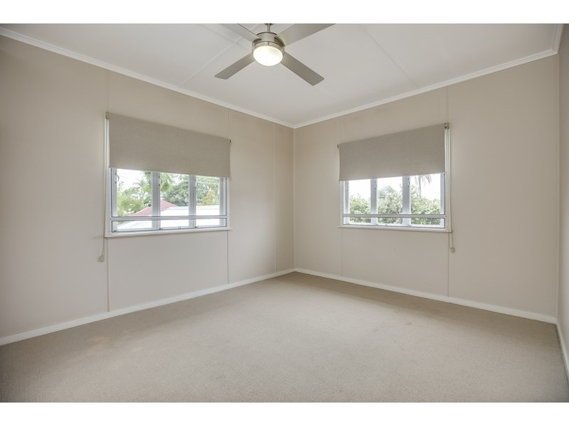 58 GANNON AVE, Manly QLD 4179