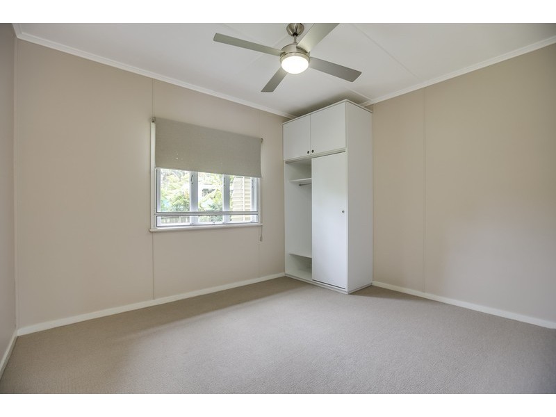 58 GANNON AVE, Manly QLD 4179