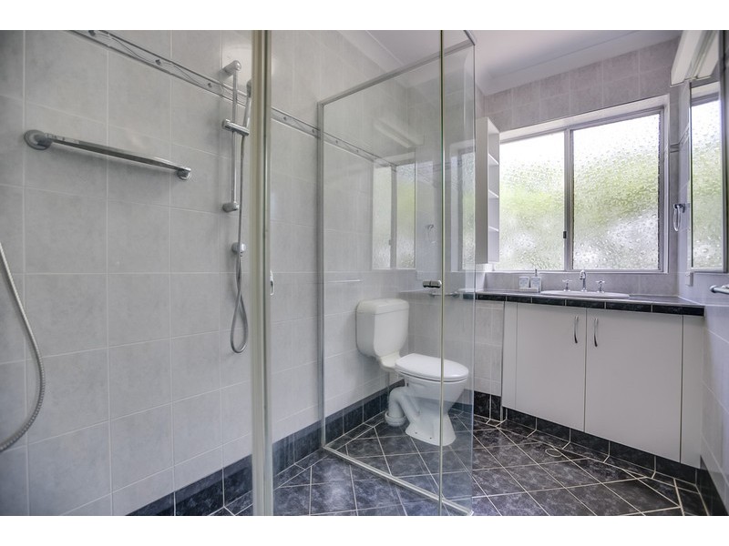 3/427 ESPLANADE, Manly QLD 4179