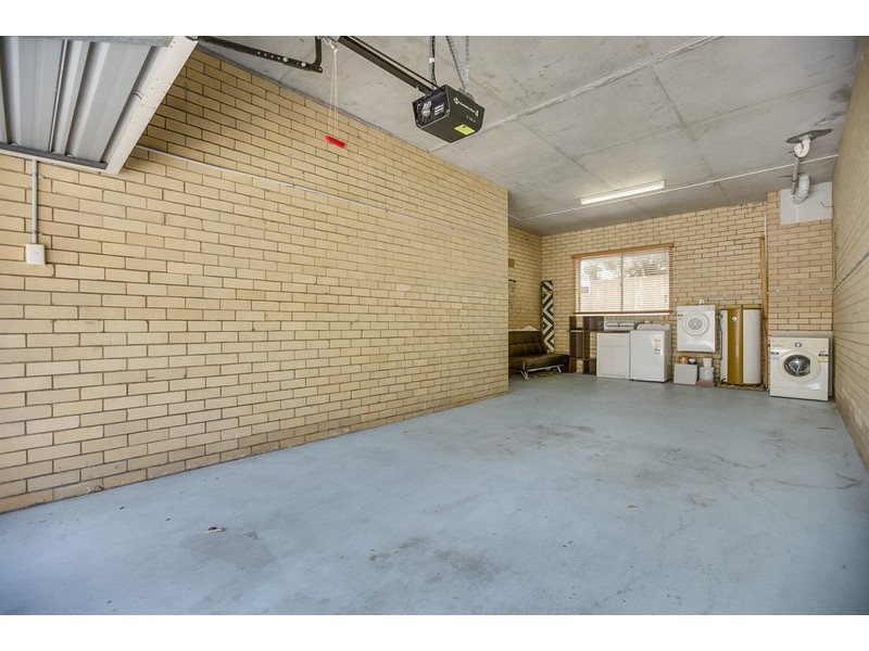 3/427 ESPLANADE, Manly QLD 4179