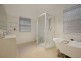 100 Gordon Parade, Manly QLD 4179