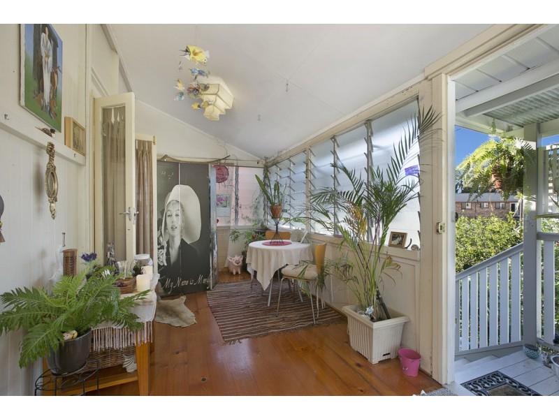 6 Cusack Street, Wynnum QLD 4178