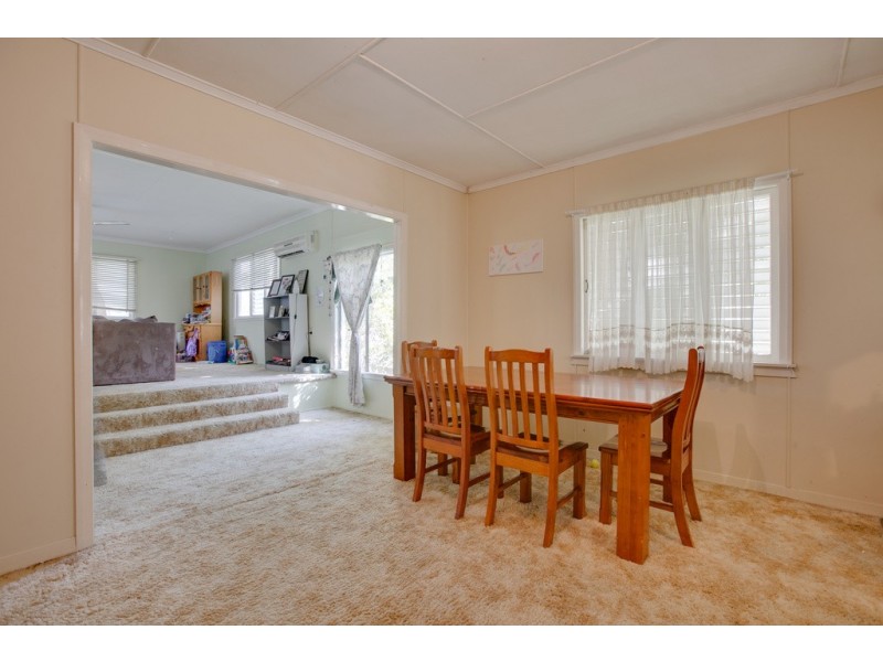 15 Claymeade Street, Wynnum QLD 4178