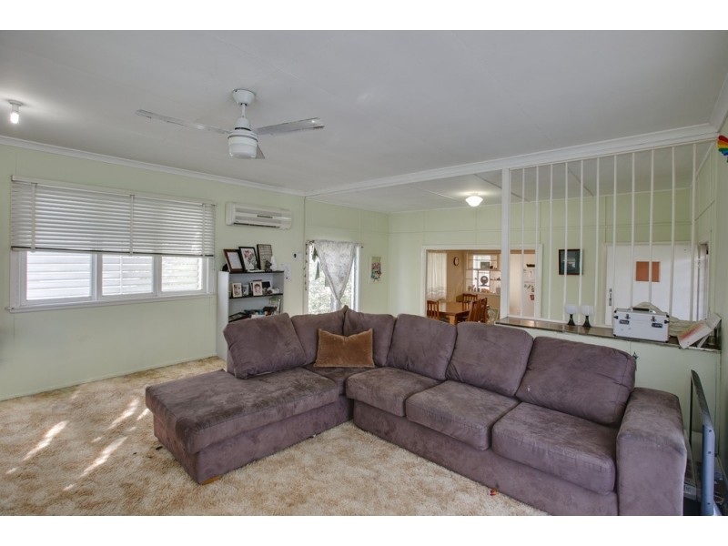 15 Claymeade Street, Wynnum QLD 4178