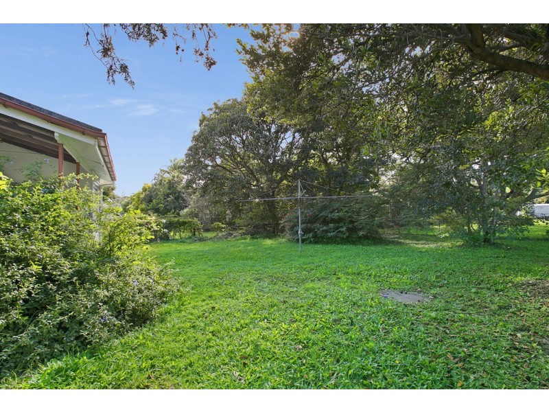 15 Claymeade Street, Wynnum QLD 4178