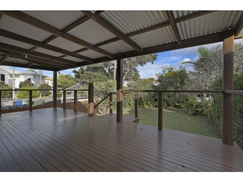 4 ALEXANDER STREET, Lota QLD 4179