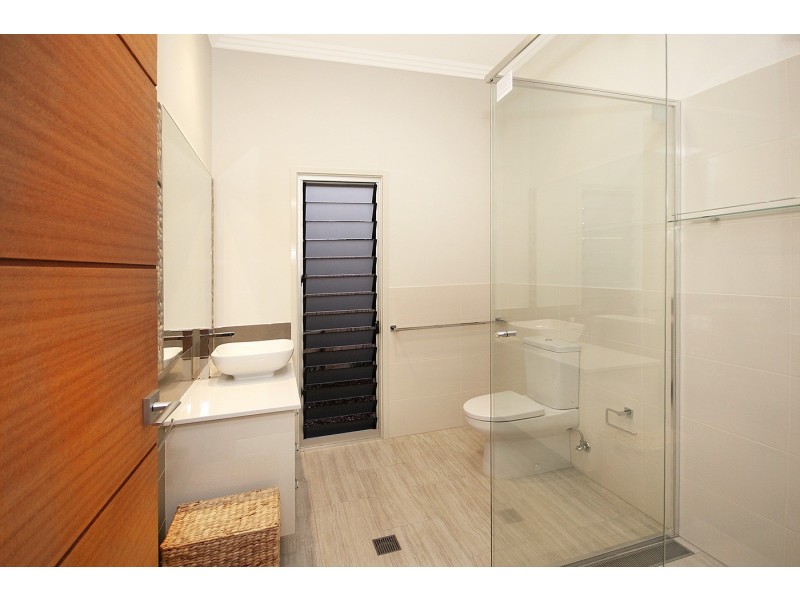 153 Kingsley Terrace, Manly QLD 4179