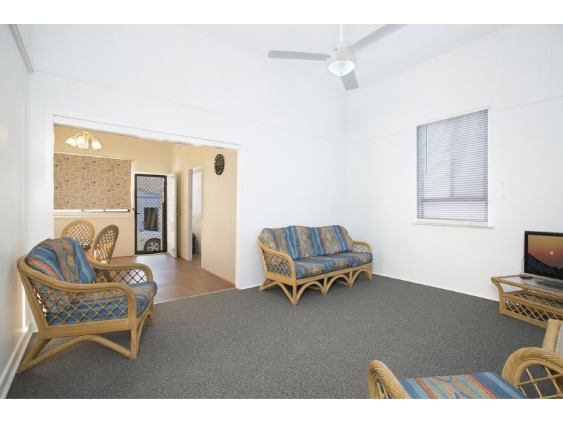 12 Granada Street, Wynnum QLD 4178