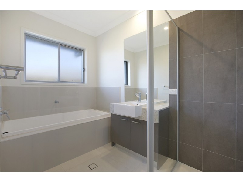40 Mapleton Crescent, Capalaba QLD 4157