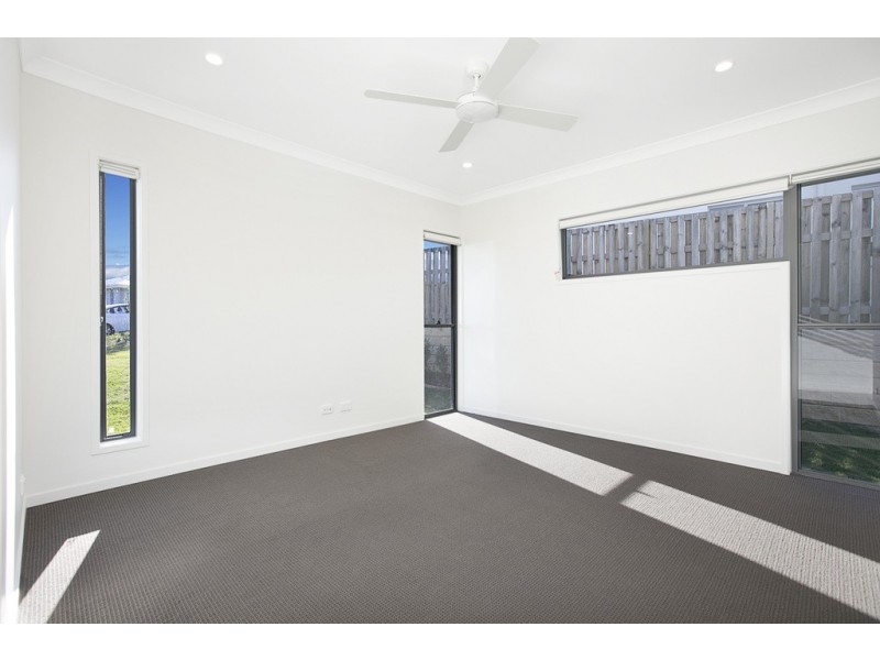 40 Mapleton Crescent, Capalaba QLD 4157