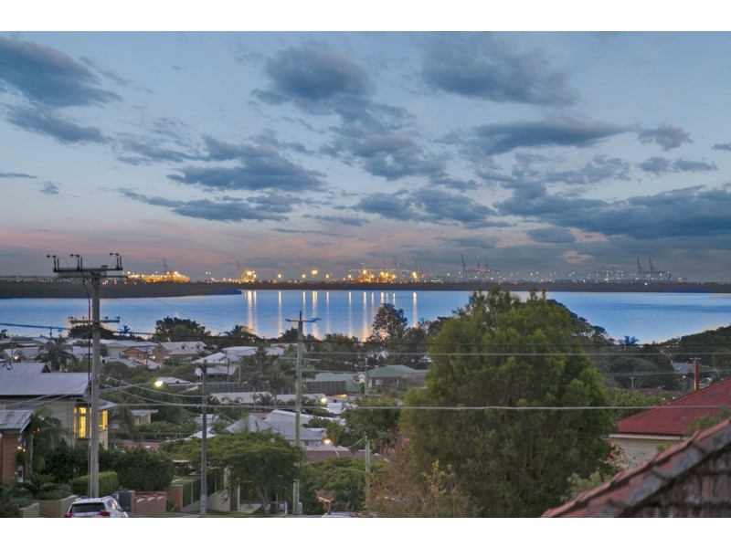 48 Arnold Street, Manly QLD 4179