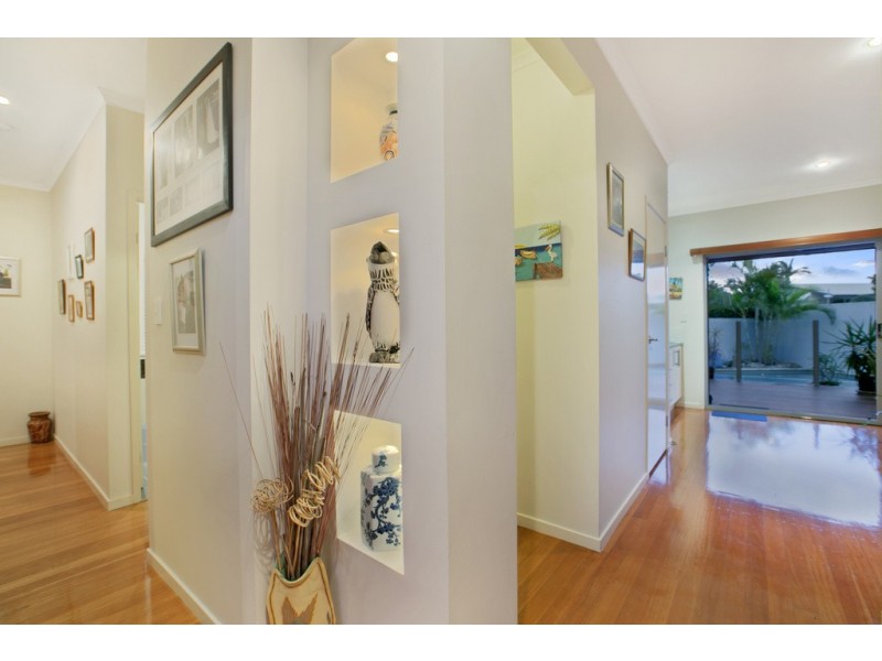 48 Arnold Street, Manly QLD 4179