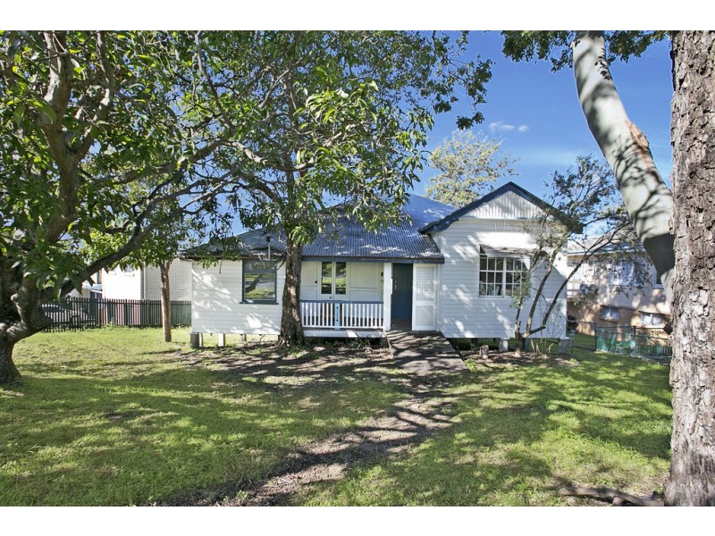 120 Raeburn Street, Manly West QLD 4179