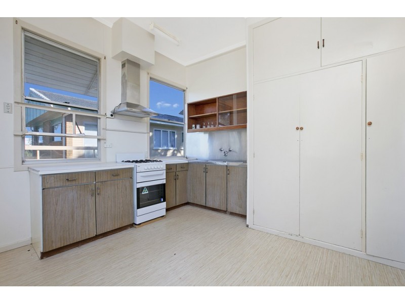 120 Raeburn Street, Manly West QLD 4179