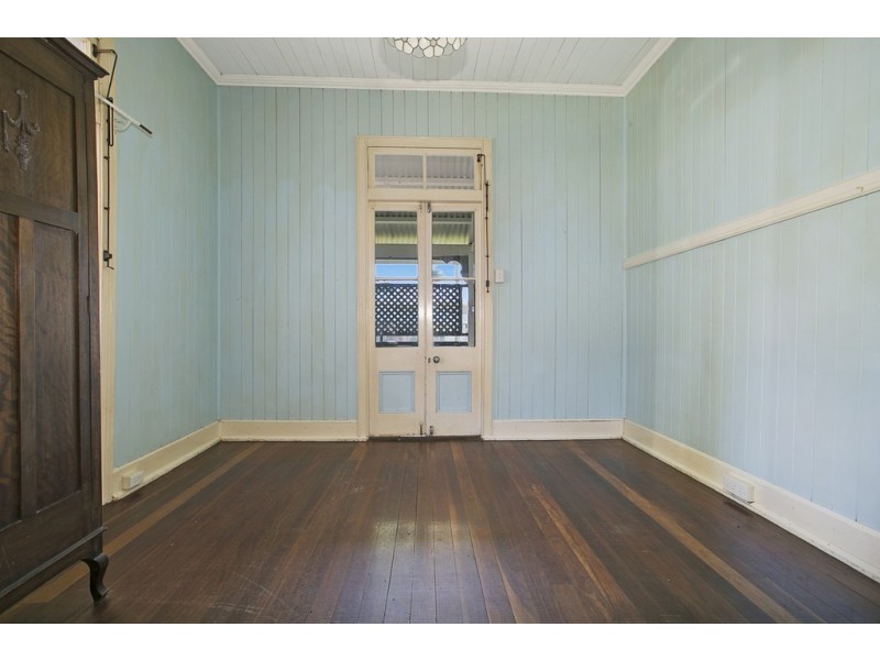 120 Raeburn Street, Manly West QLD 4179