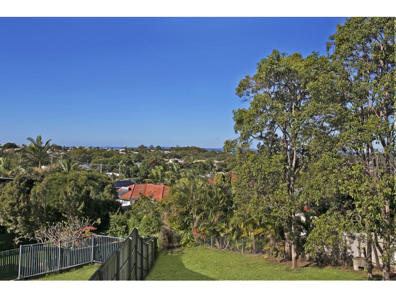 120 Raeburn Street, Manly West QLD 4179