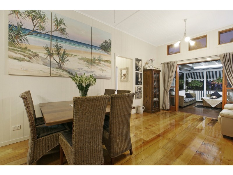 30 Irene Street, Wynnum QLD 4178