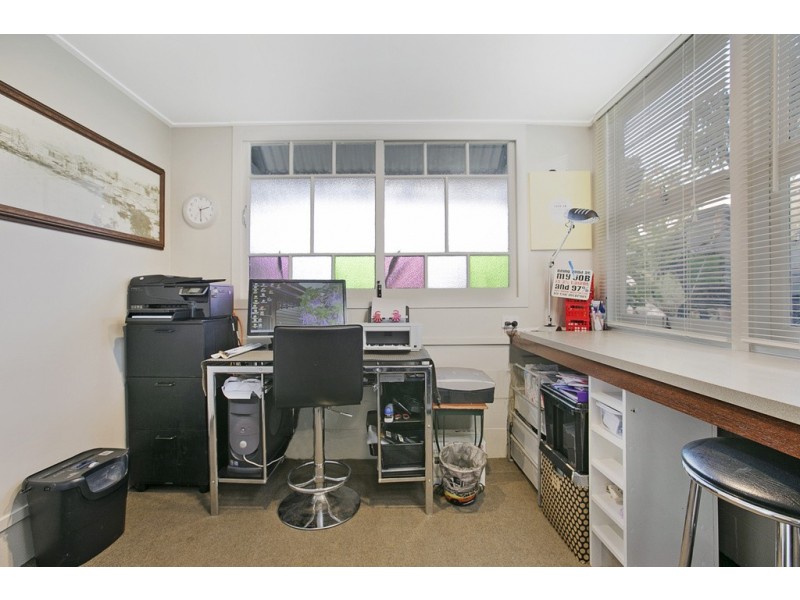 61 Glenora Street, Wynnum QLD 4178