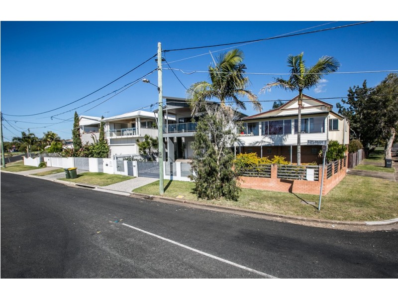 807 Esplanade, Lota QLD 4179