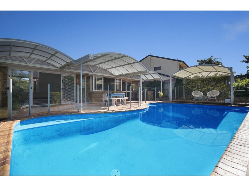 4 Chave Court, Wynnum West QLD 4178