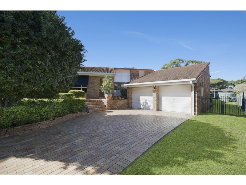 4 Chave Court, Wynnum West QLD 4178