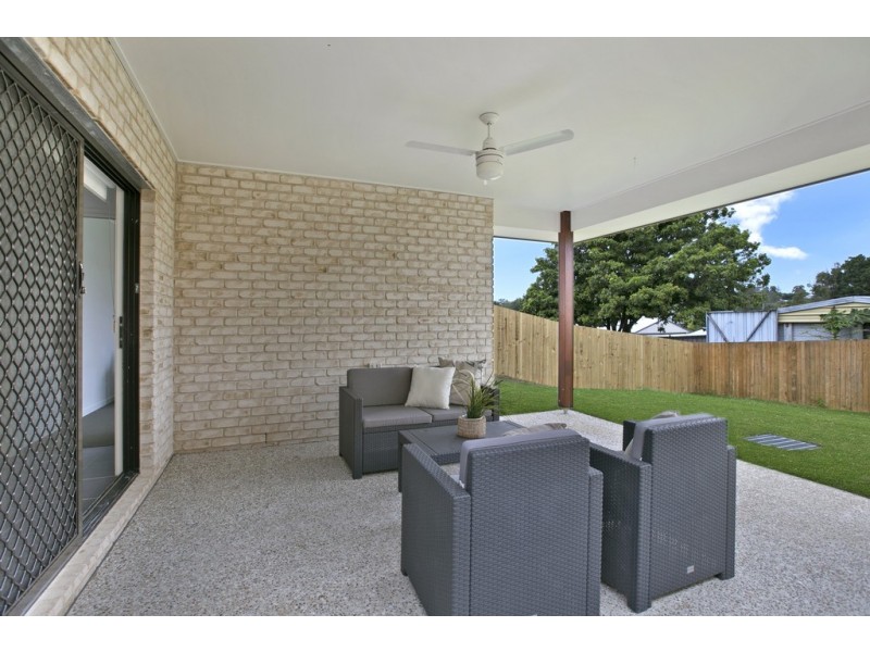 112 Sandy Camp Road, Wynnum West QLD 4178