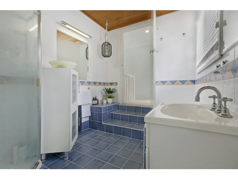 157 Mooroondu Road, Thorneside QLD 4158