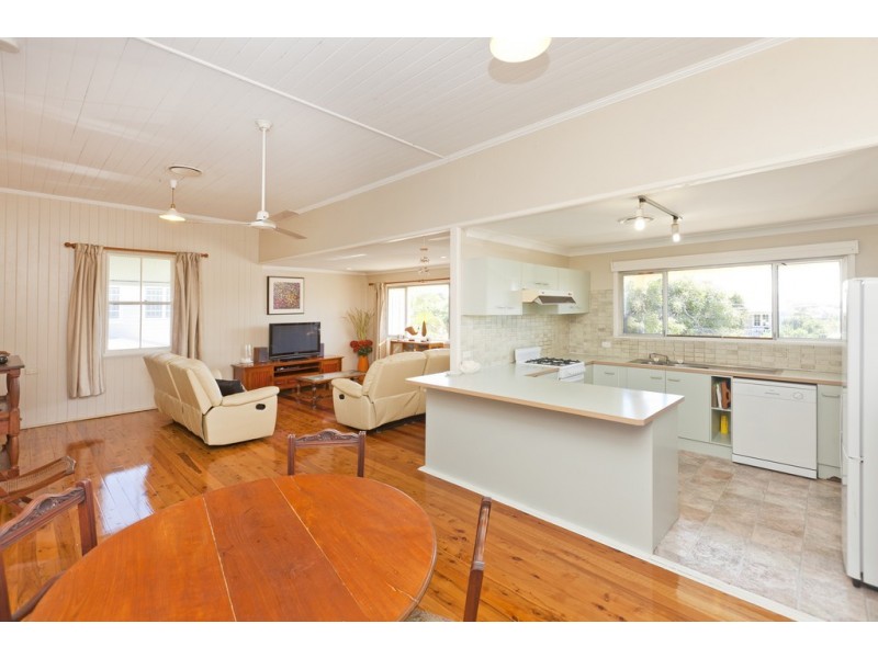 36 Waterview Avenue, Wynnum QLD 4178