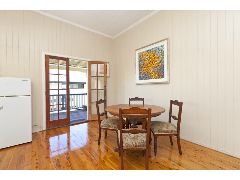 36 Waterview Avenue, Wynnum QLD 4178