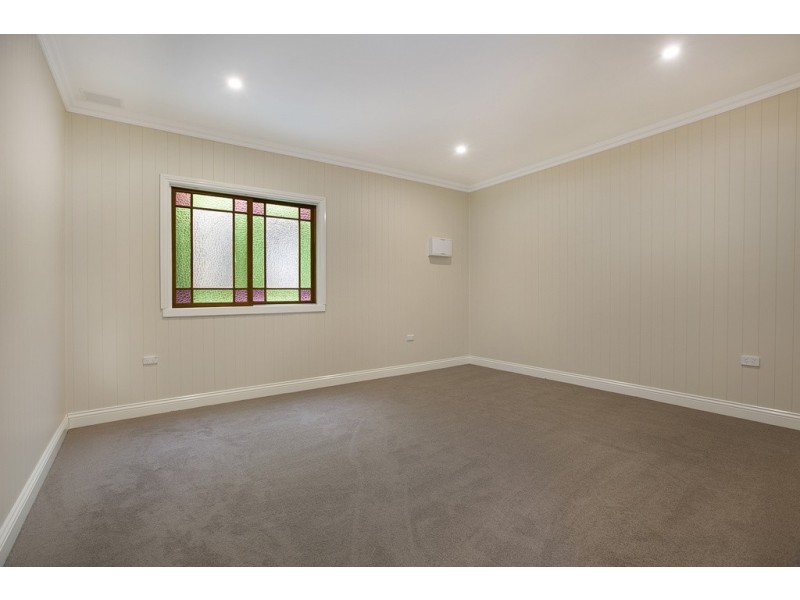 36 Waterview Avenue, Wynnum QLD 4178