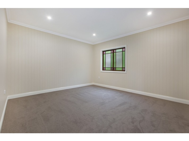 36 Waterview Avenue, Wynnum QLD 4178