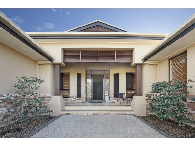 16 Creswick Place, Birkdale QLD 4159