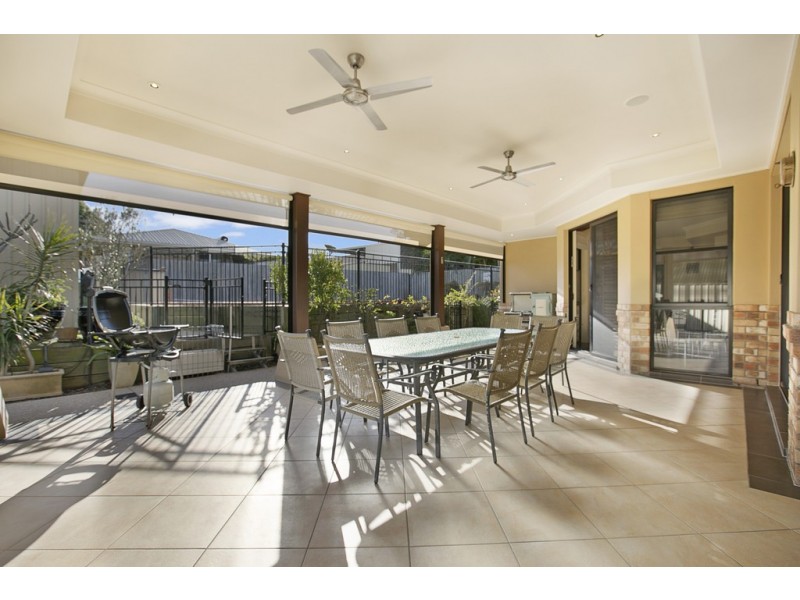 16 Creswick Place, Birkdale QLD 4159