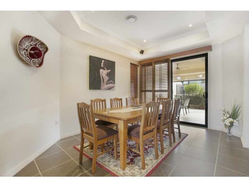 16 Creswick Place, Birkdale QLD 4159