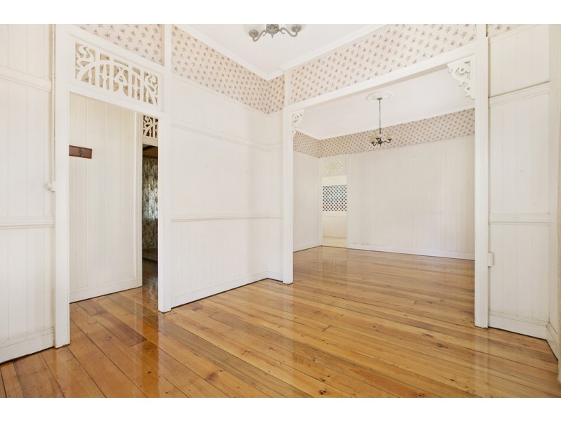 14 Moreton Avenue, Wynnum QLD 4178