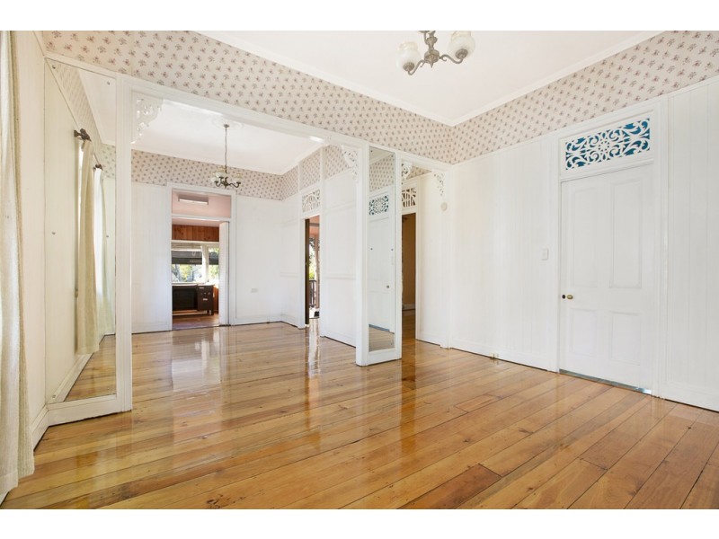 14 Moreton Avenue, Wynnum QLD 4178