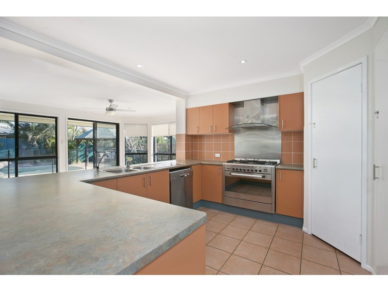 52 Constellation Way, Wynnum QLD 4178