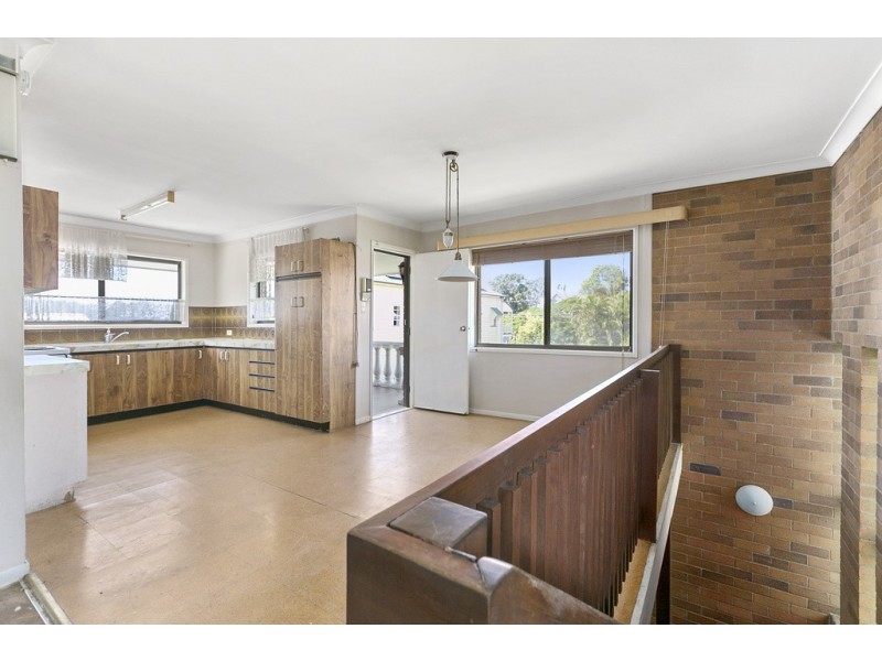 23 Ashton Street, Wynnum QLD 4178