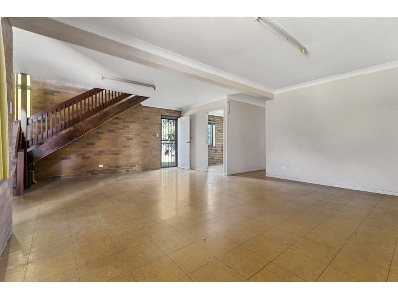 23 Ashton Street, Wynnum QLD 4178