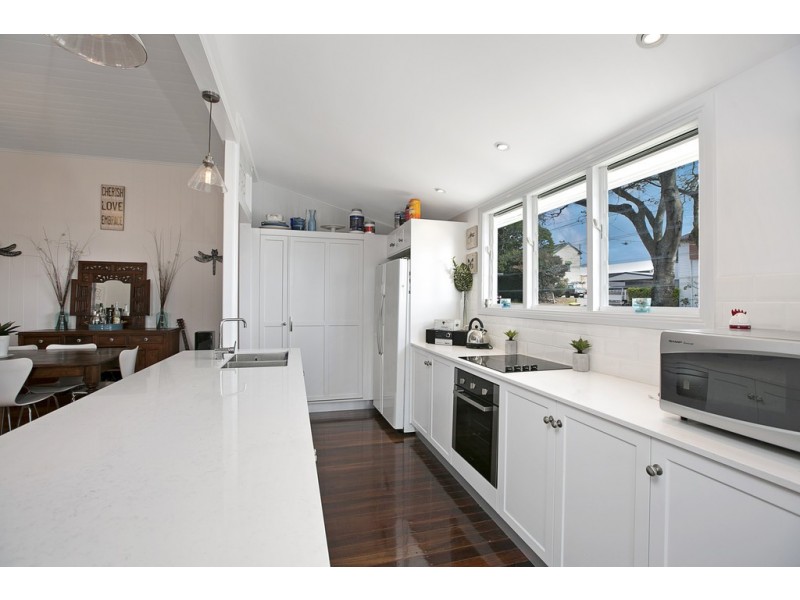 26 Akonna Street, Wynnum QLD 4178