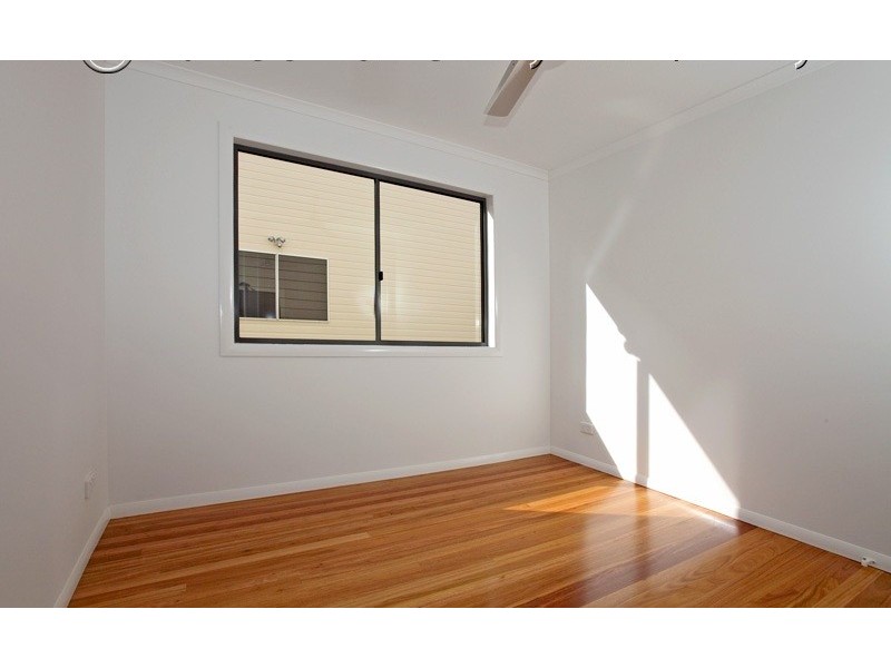 102 Gordon Parade, Manly QLD 4179