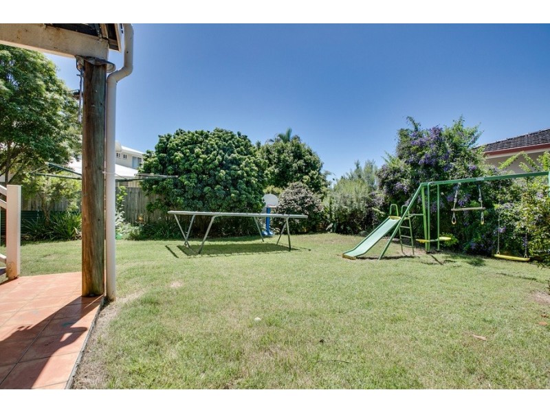 21 Ashton Street, Wynnum QLD 4178