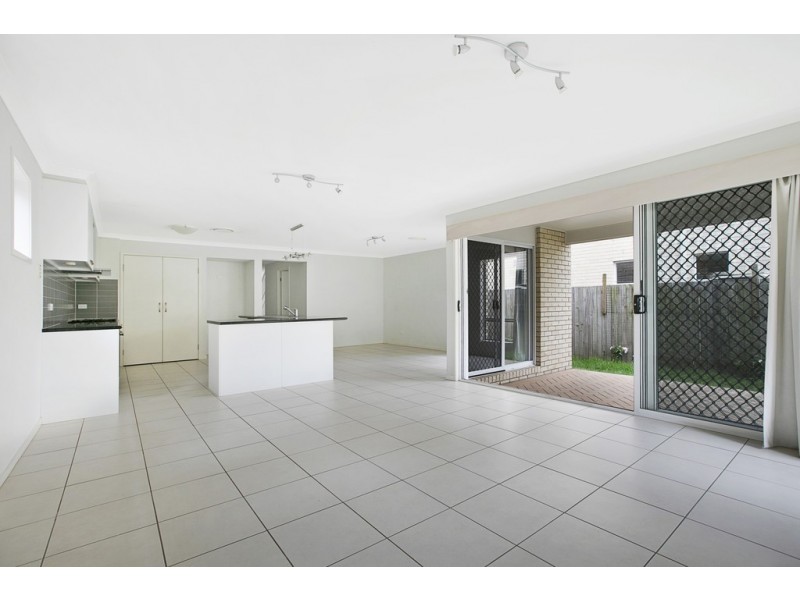 16 WASSELL ROAD, Wynnum QLD 4178