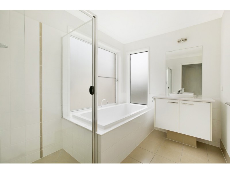 16 WASSELL ROAD, Wynnum QLD 4178