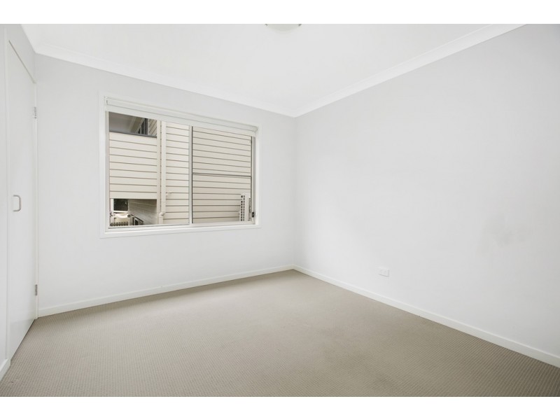 16 WASSELL ROAD, Wynnum QLD 4178