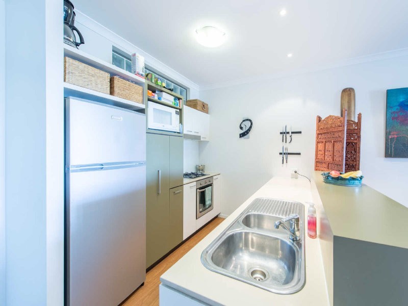 3/82 BAY TERRACE, Wynnum QLD 4178