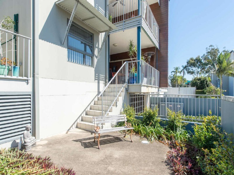 3/82 BAY TERRACE, Wynnum QLD 4178
