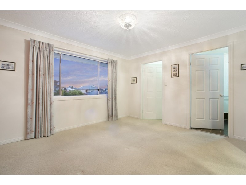 14 Dorsal Drive, Birkdale QLD 4159